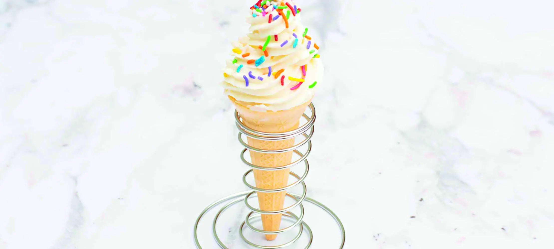 Vaníliás lágyfagylalt sűrített tejjel | Swirl by CREAMi Recept